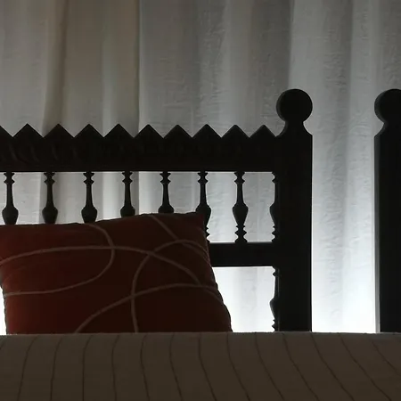 Casa Storia לינה וארוחת בוקר Sartène